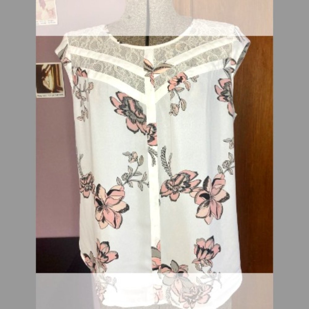 Candies floral blouse